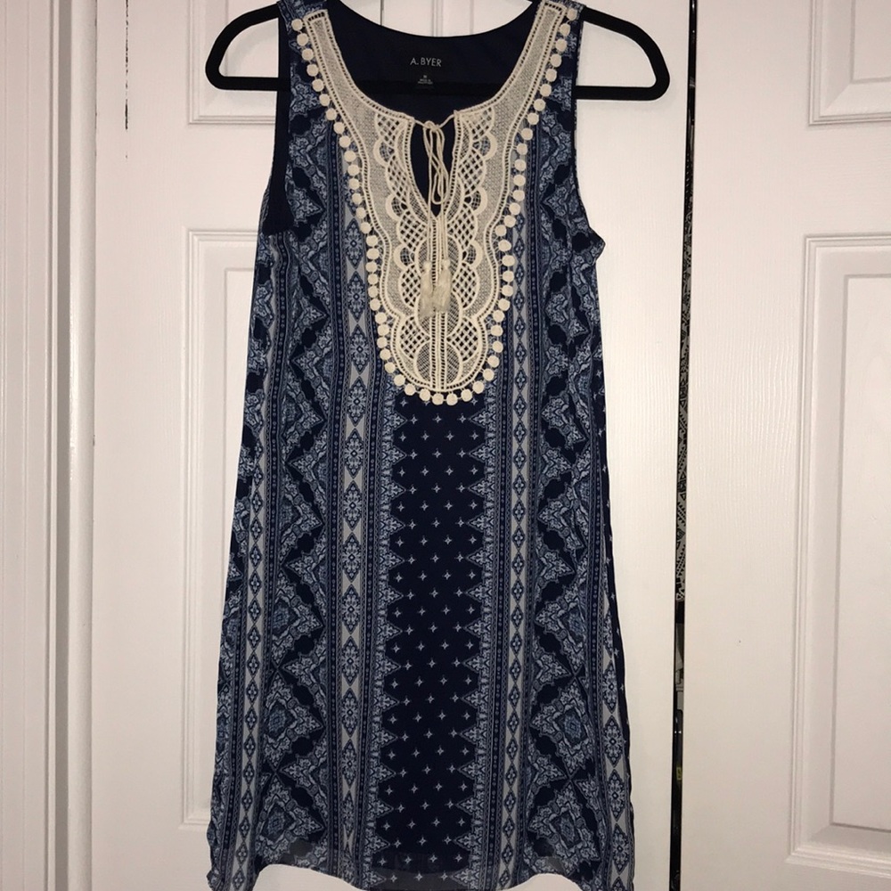 Juniors dress
